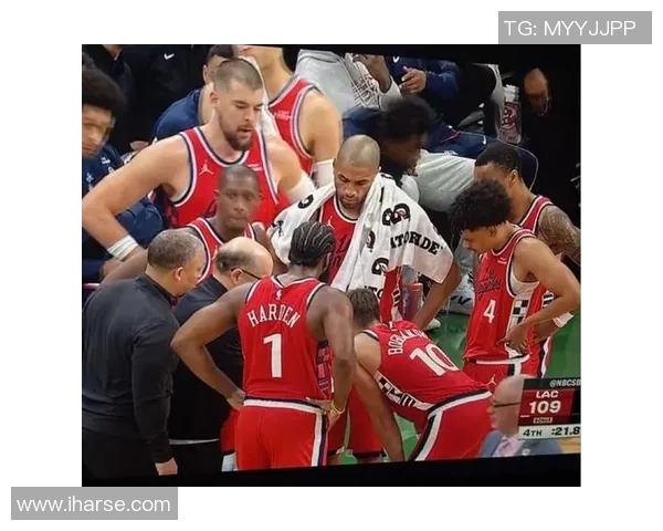 快船与勇士激战第4节精彩回顾球迷热议关键时刻与战术调整 快船与勇士激战第4节精彩回顾球迷热议关键时刻与战术调整