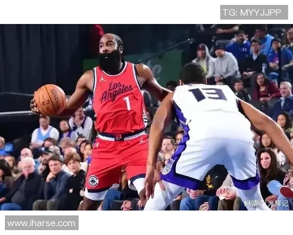 快船季前赛迎战悉尼国王球迷期待精彩对决与新赛季展望 快船季前赛迎战悉尼国王球迷期待精彩对决与新赛季展望