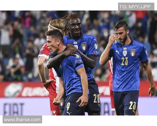 意大利国家队迎战立陶宛力争世预赛小组出线全力以赴展现实力 意大利国家队迎战立陶宛力争世预赛小组出线全力以赴展现实力